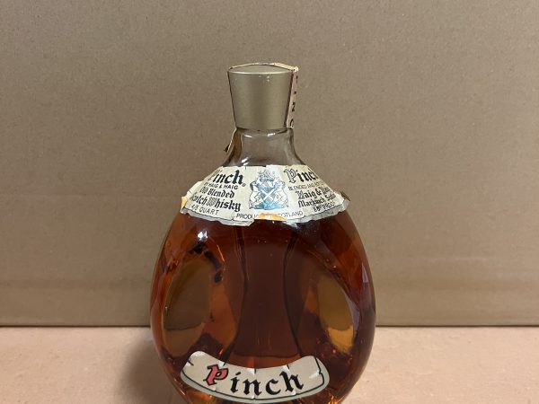 Pinch - Haig & Haig